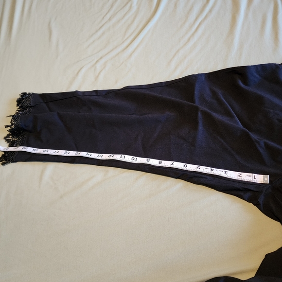 Avenue sz 18 Super Stretch lace capri pants - Picture 6 of 6